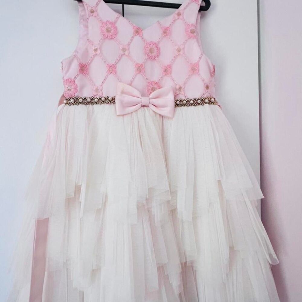 Unbranded Women's Pink and White Dress